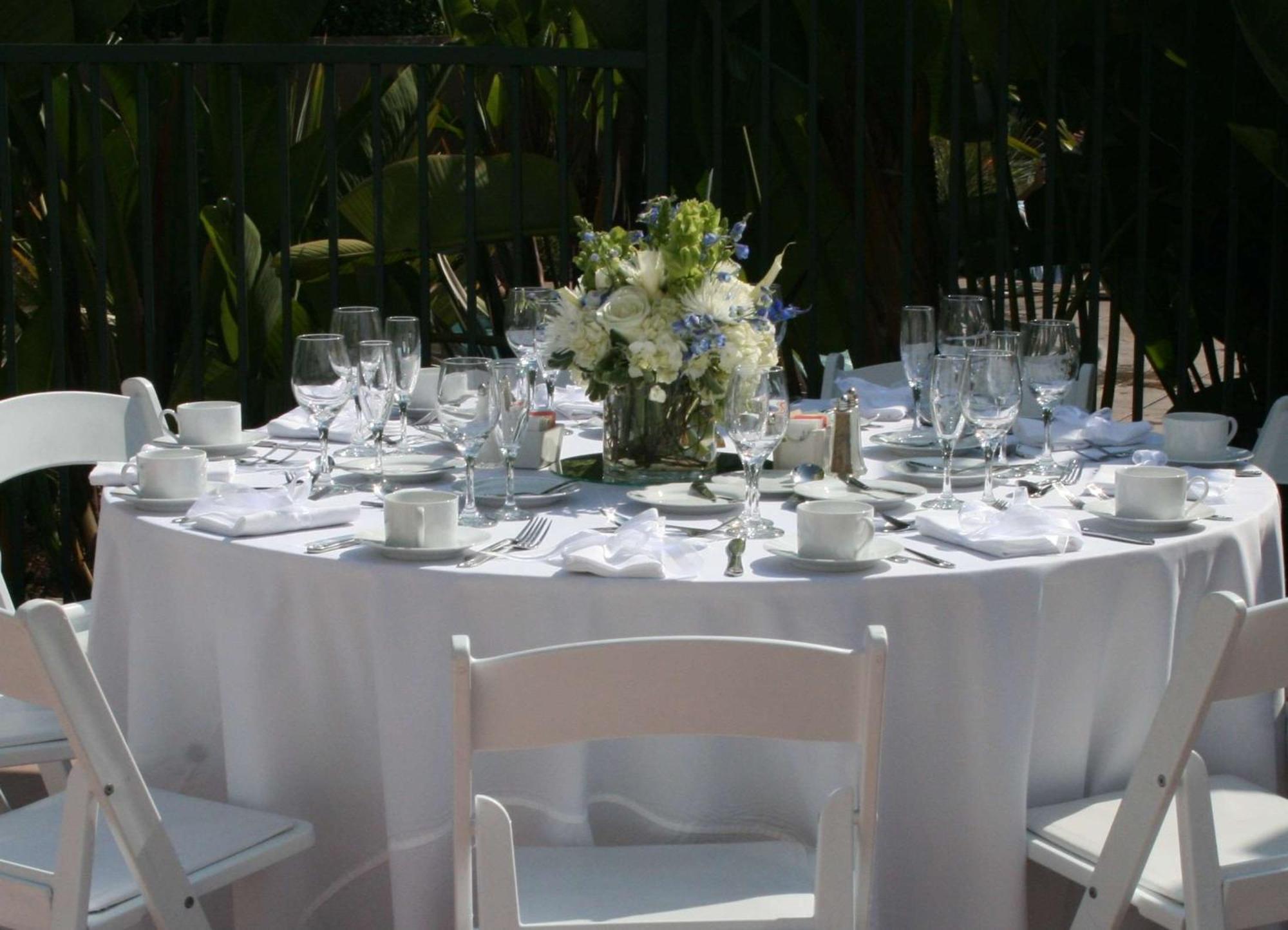 Doubletree By Hilton San Diego Del Mar Bagian luar foto